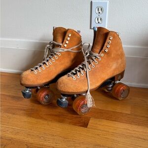 Moxy Lolly roller skate orange in size 11
